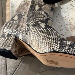 Dolce Vita Beige and Black Ankle Booties leather